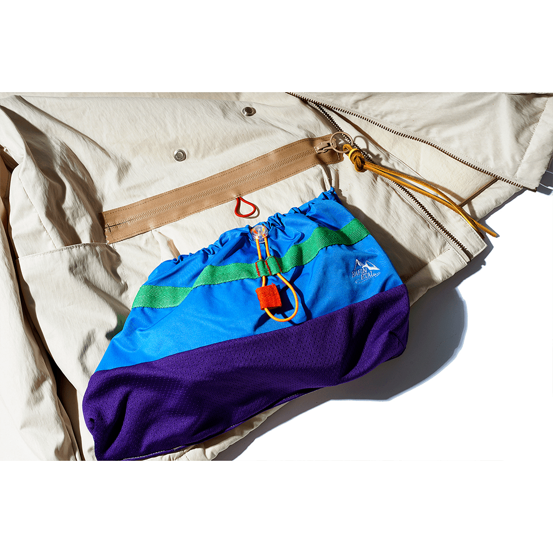 DETACHABLE SCARF COLOR BLOCK ERUFU COAT (EL0003) - Nttitudoo MFG