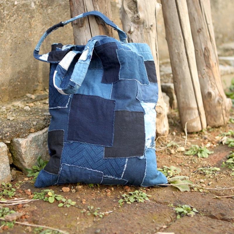 JAPANESE PLANT-PERSIMMON-DYED INDIGO BORO BAG (BB0002) - Nttitudoo MFG