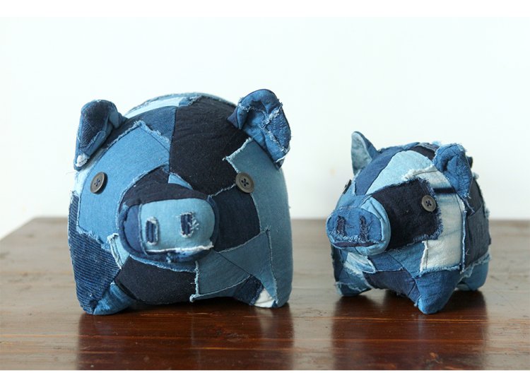 【LIMITED EDITION】JAPANESE PLANT-DYED BORO「LUCKY PIGGY」DOLL (BB0001) - Nttitudoo MFG